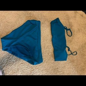 Teal bikini- new with out tags